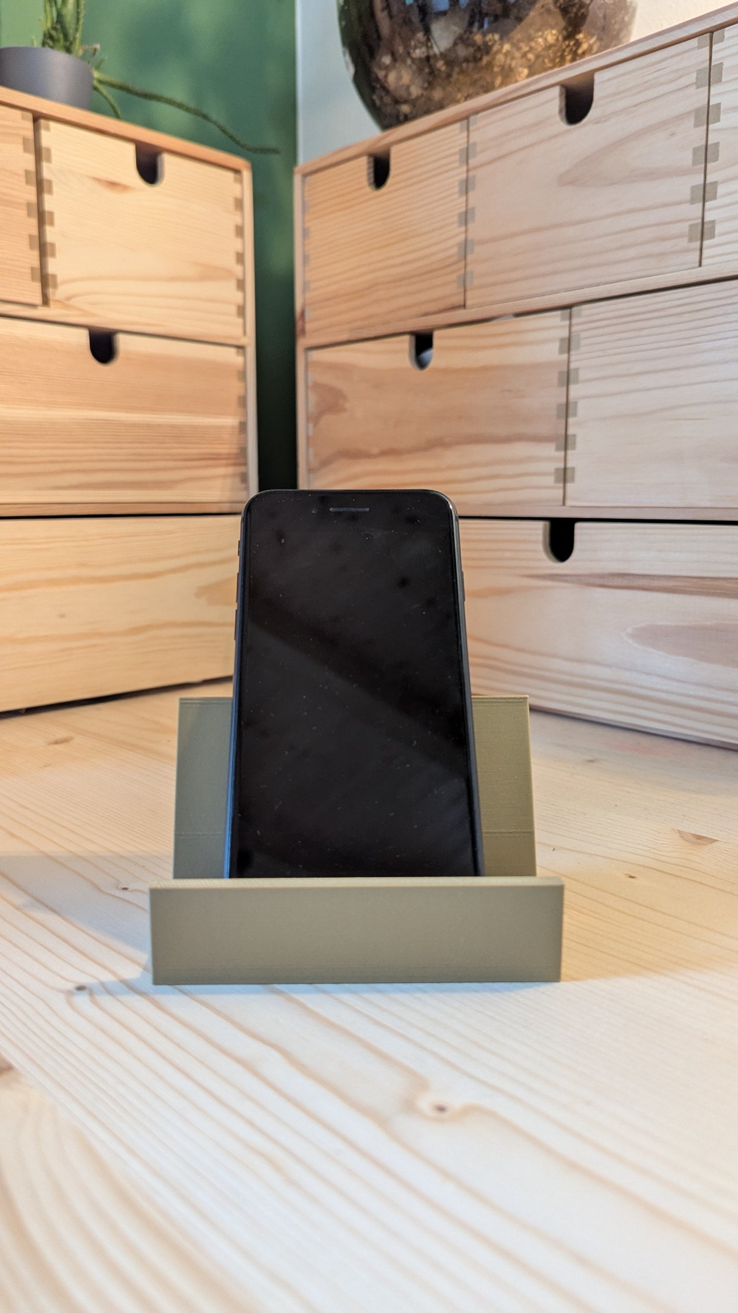 ALLES Halterung( Controller, I Pad, Handy, Bücher...)